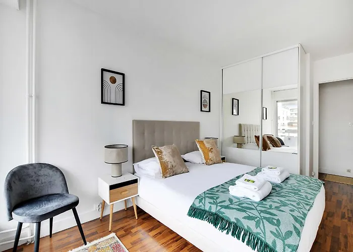 Cosy With Balcony -1bdr 2p- La *