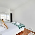 Cosy With Balcony -1bdr 2p- La * פריז